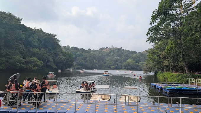 Pookode Lake